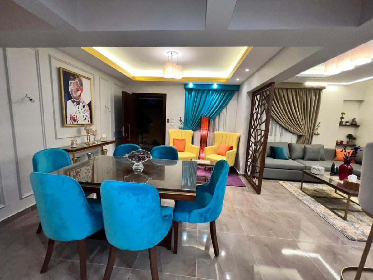 Luxury Flat With Garden And Private Entrance شقة فاخرة بحديقة و مدخل خاص El El Cairo Exterior foto