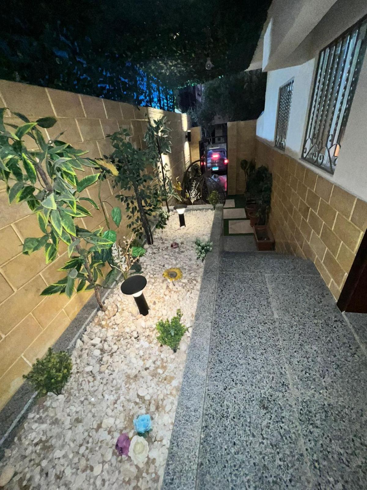 Luxury Flat With Garden And Private Entrance شقة فاخرة بحديقة و مدخل خاص El El Cairo Exterior foto
